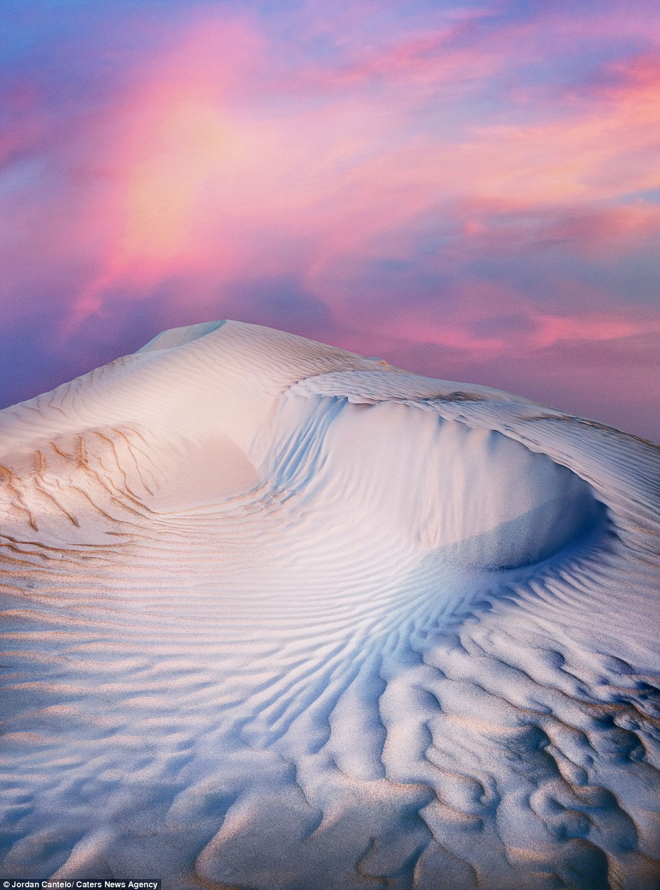 Another Earth: Stunning photos capture Australia's other-worldly 'Ice Cream Dunes' where the sand is so pale it looks like snow