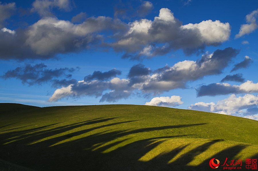 The breathtaking Aketasi grassland in NW ?China?'s Xinjiang