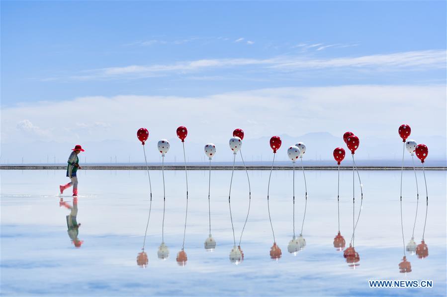 View of Caka Salt Lake in Qinghai, NW China