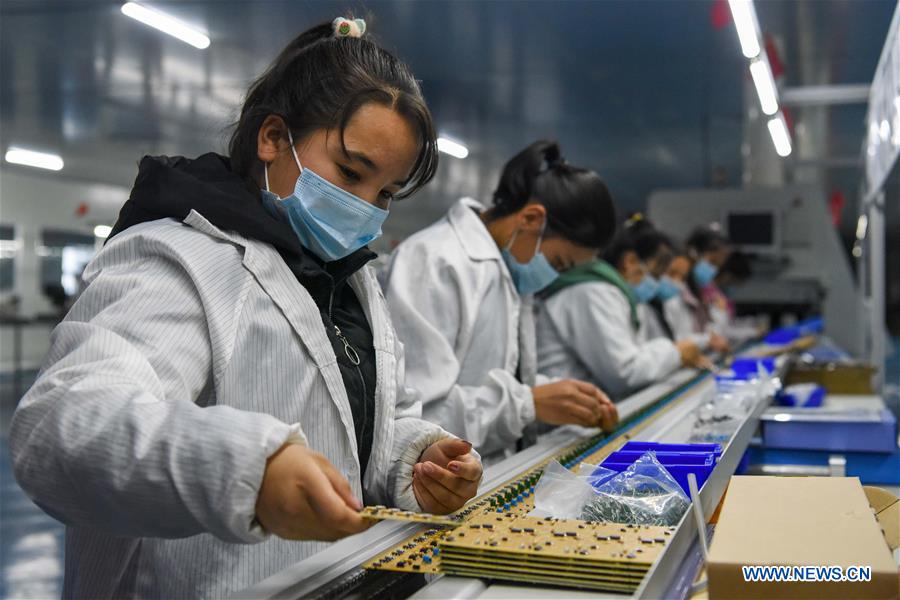 Seven related digital industrial parks established in Qira, Xinjiang