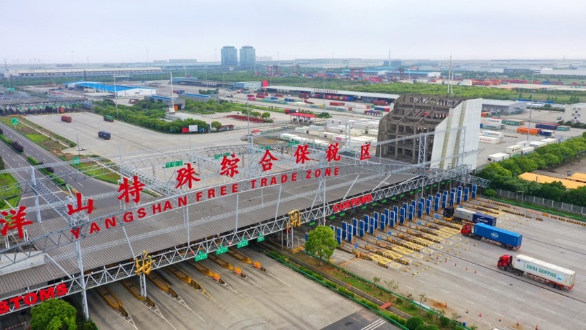 Pioneering area of Shanghai thriving with reform, opening-up