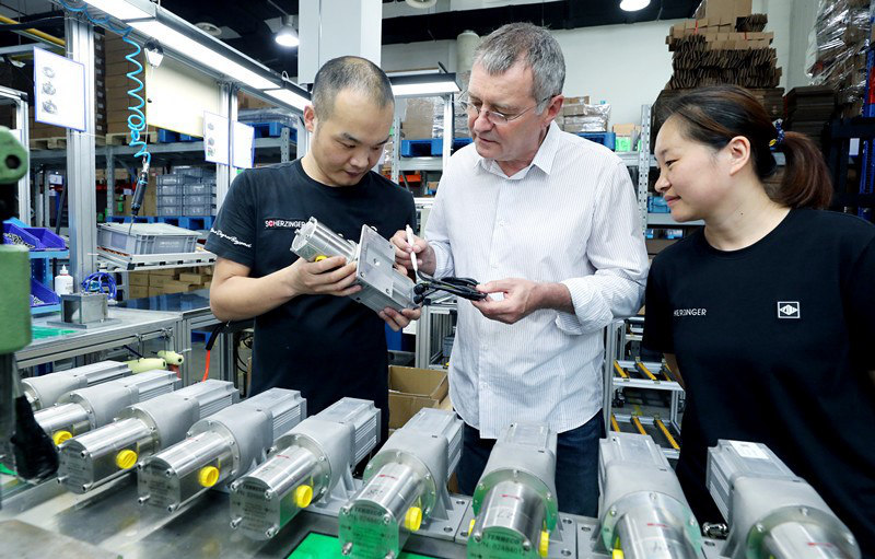Foreign businesses stay optimistic about Chinese market